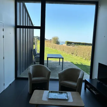 Bellevues-sur-mer, A 100 M De La